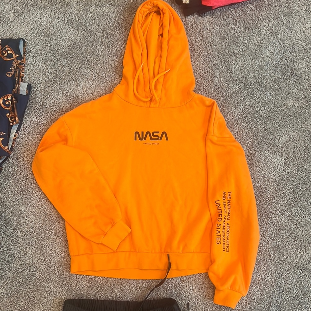 H&M NASA Crop hoodie
